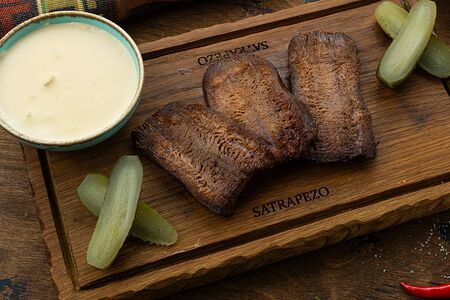 Язык на мангале 