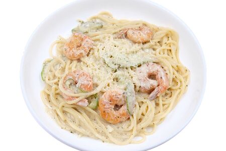 Паста с креветками в сливочно-мятном соусе