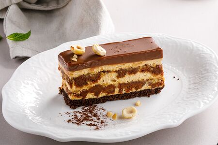 Фундучный торт