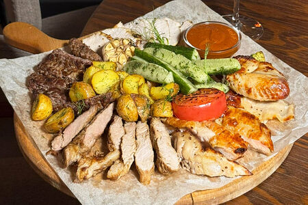 Гриль-ассорти из мяса