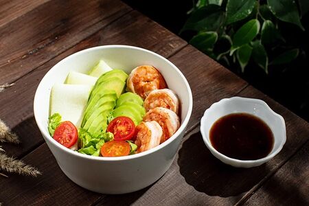 Боул с креветками