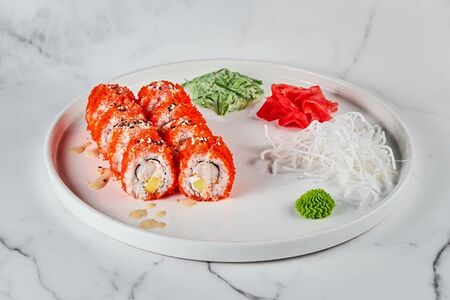 Ролл нежная Калифорния с креветкой