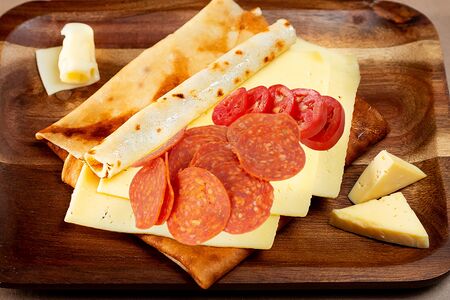 Блин Пепперони-сыр-томат