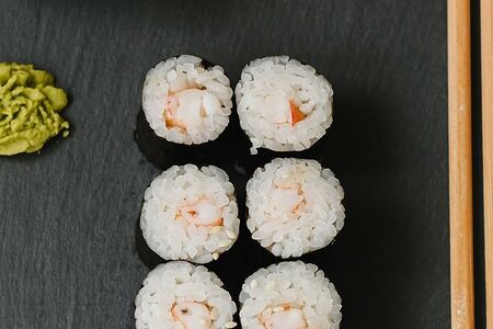 Маки классический с креветкой