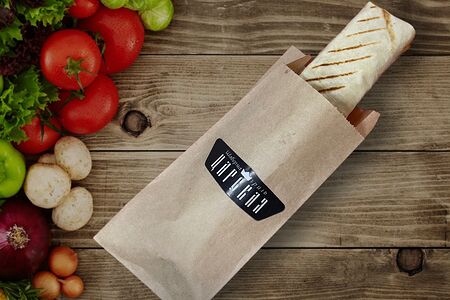 Шаурма говяжья с нежным и слегка острым соусом большая New