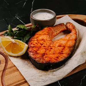 Стейк из лосося