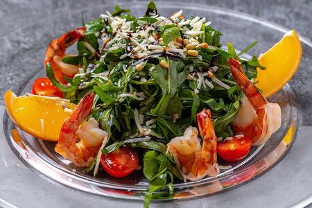 Руккола с креветками