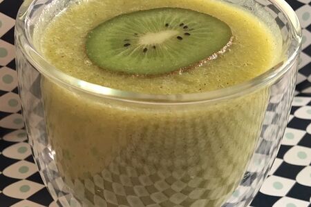 Фреш сок Яблоко-киви-сельдерей