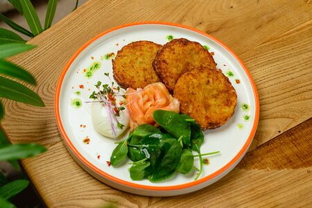 Драники с лососем