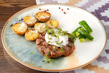 Бифштекс из мраморной говядины