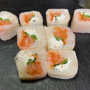 Сприн-гролл с лососем