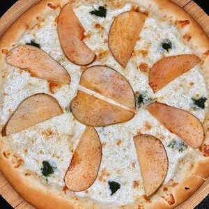 Груша-горгонзола