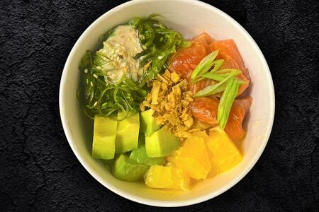 Поке с лососем