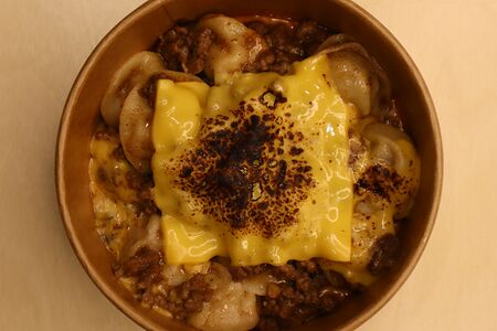 Пельмени с соусом Демиглас