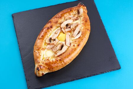 Хачапури по Аджарски с грибами и курицей