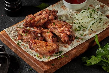 Шашлык из острых куриных крылышек