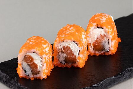 Ролл Филадельфия красная с семгой