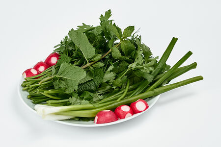 Ассорти из свежей зелени