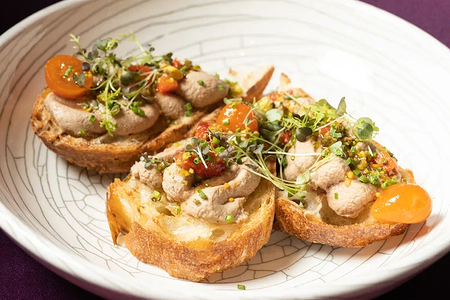 Куриный паштет с вареньем из кумквата