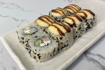 Запечённый ролл с креветкой