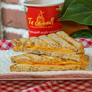 Сэндвич три сыра