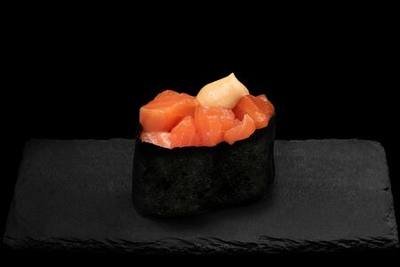 Спайс суши сяке