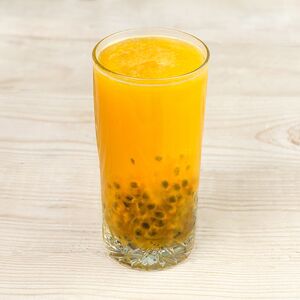 Натуральный лимонад Манго-маракуйя