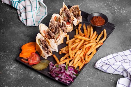 Шаурма с говядиной по-арабски