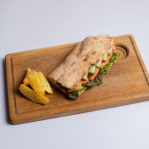 Սենդվիչ սաղմոնով