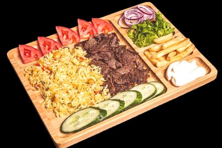 Шаурма на плове с говядиной