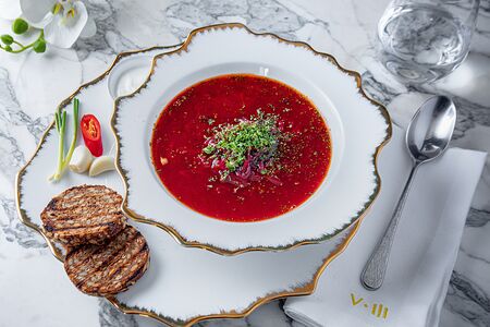 Борщ с постной сметаной