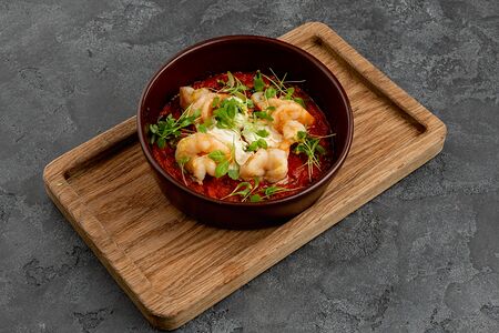 Гювеч из креветок