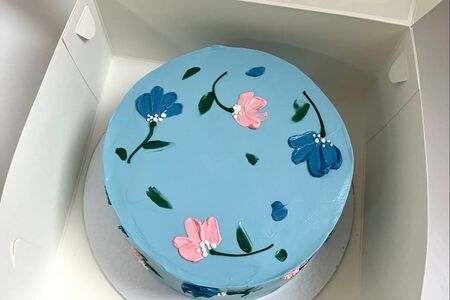 Торт №1 к 8 марта Ваниль-клубника