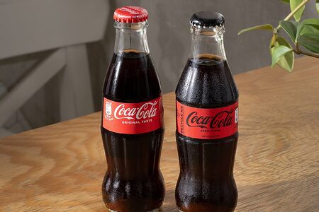 Напиток газированный Coca-Cola