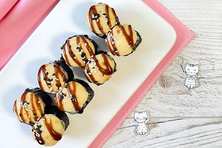 Запеченный мини ролл с курицей