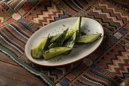 Огурцы малосольные