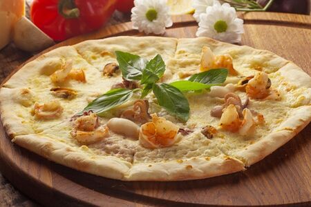 Пицца с морепродуктами