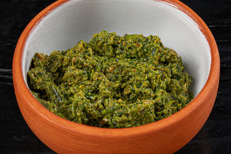 Аджика зеленая