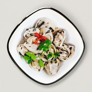 Пельмени с мраморной говядиной Белый бык чёрное ухо (большая порция)