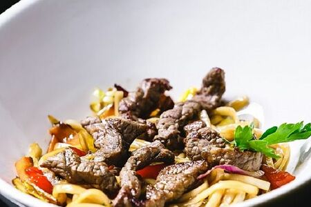 Удон с говядиной