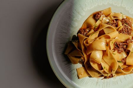 Паппарделле с томленой говядиной 