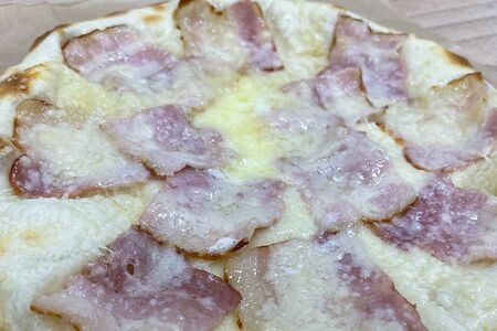 Хачапури Карбонара