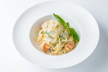 Феттуччине с лососем