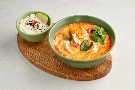 Том ям с курицей