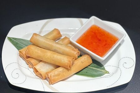 Спринг ролл с курицей