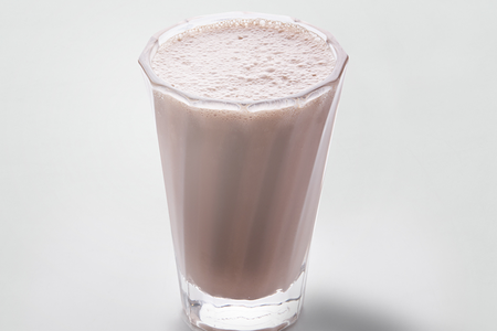 Шоколадный молочный коктейль