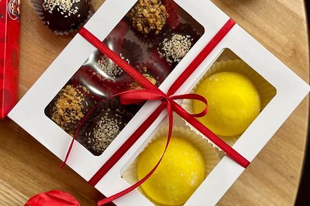 Бокс Моти, конфеты