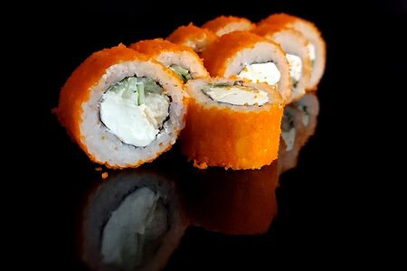 Сливочный ролл с угрем