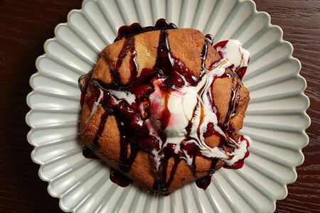 Пирог с вишней от девы