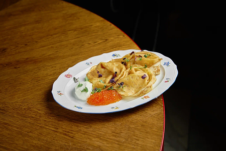 Блины румяные с красной икрой